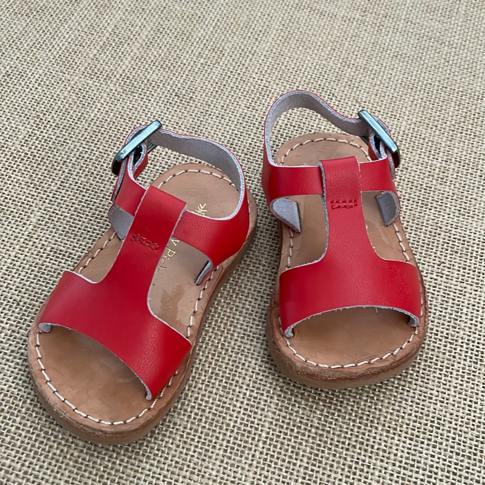 Freshly Picked cherry red lMalibu leather sandals - excellent